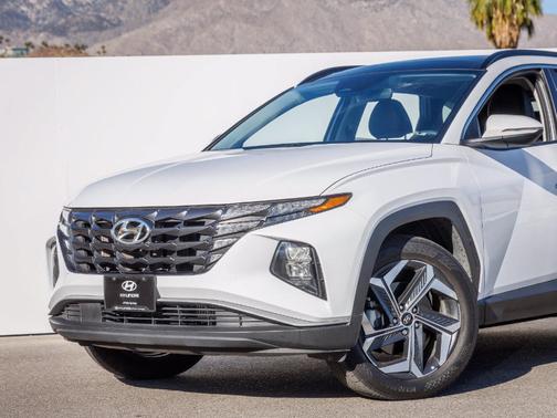 Serenity White Pearl 2023 Hyundai TUCSON Hybrid SEL Convenience