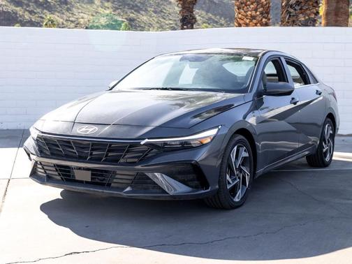 2025 Hyundai ELANTRA HEV Limited