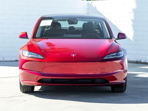 2025 Tesla Model 3 Long Range