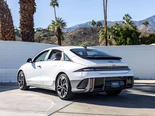 2025 Hyundai IONIQ 6 SEL