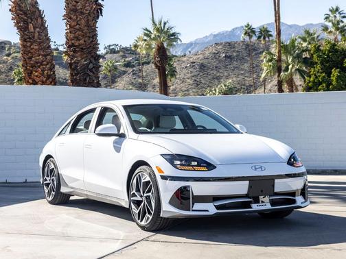 2025 Hyundai IONIQ 6 SEL