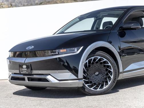 Black 2024 Hyundai IONIQ 5 Limited