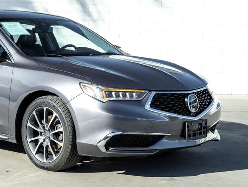 2018 Acura TLX V6 w/Technology Package