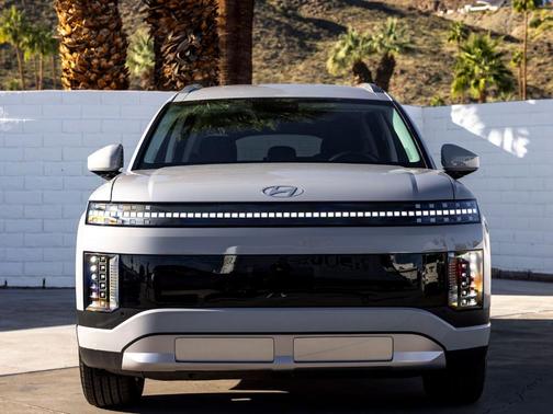 2026 Hyundai IONIQ 9 S