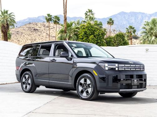 Phantom Black 2026 Hyundai SANTA FE HEV SE