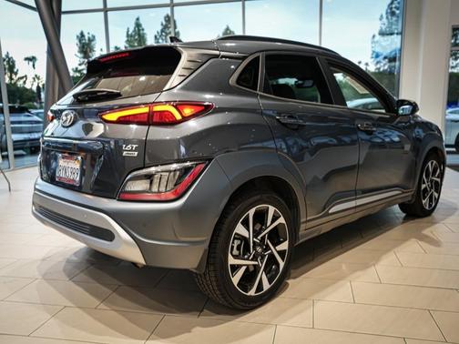 2022 Hyundai KONA Limited