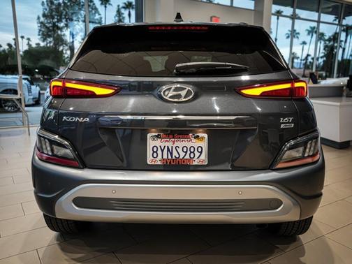 2022 Hyundai KONA Limited