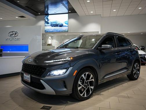 2022 Hyundai KONA Limited