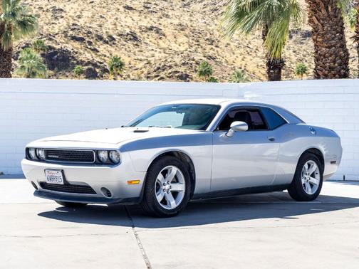 2012 Dodge Challenger SXT