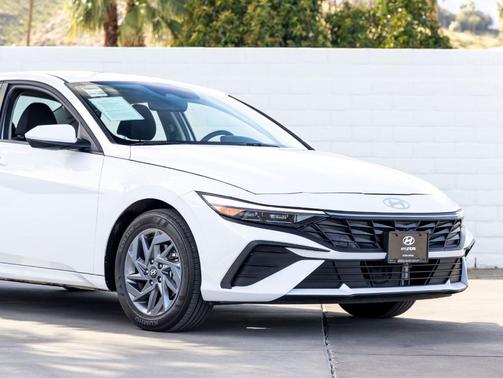 2025 Hyundai ELANTRA HEV Blue