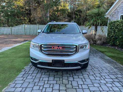 2018 GMC Acadia SLE-2