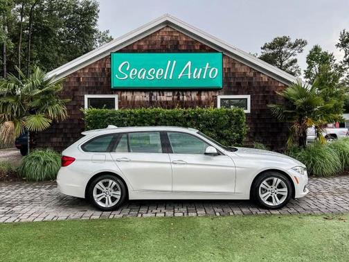 Alpine White 2017 BMW 330 xDrive