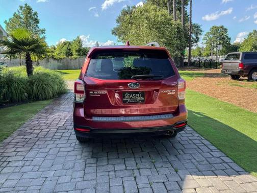 2017 Subaru Forester 2.5i Touring
