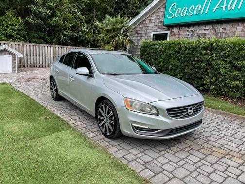 Bright Silver Metallic 2014 Volvo S60 T5 Premier