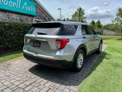 2020 Ford Explorer Base