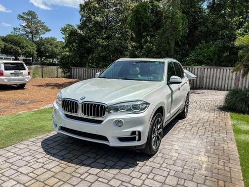 Alpine White 2017 BMW X5 xDrive35i