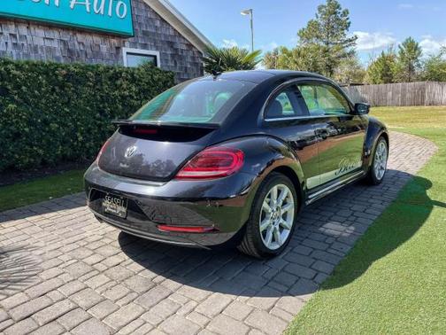 2018 Volkswagen Beetle 2.0T SE