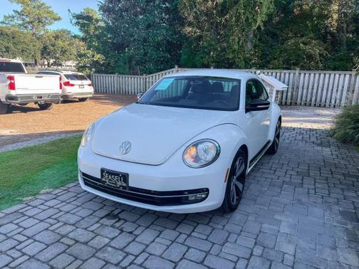 2012 Volkswagen Beetle Base