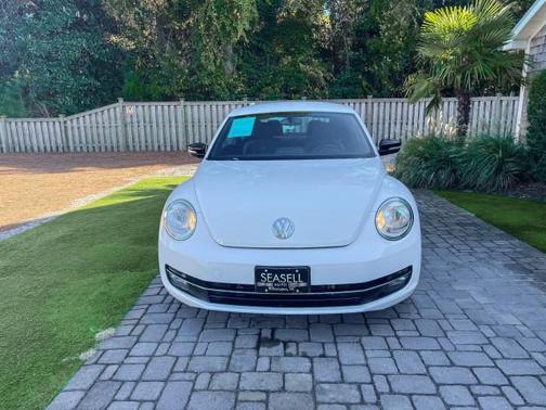 2012 Volkswagen Beetle Base
