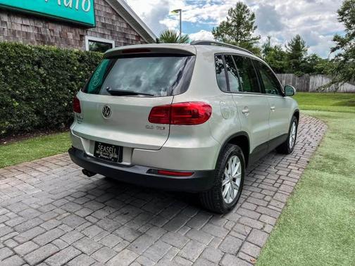 Reflex Silver Metallic 2015 Volkswagen Tiguan Auto SE