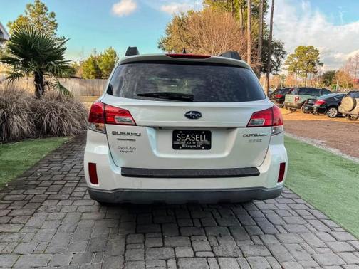 2012 Subaru Outback 2.5i Limited