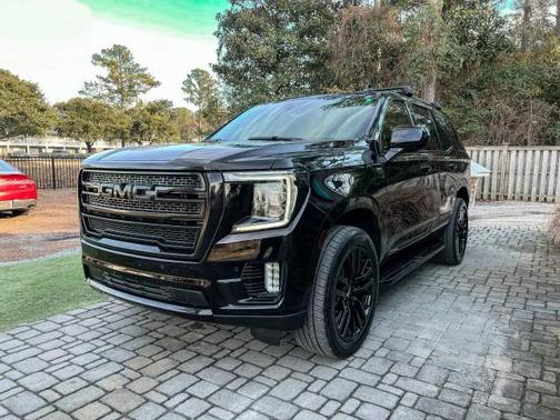2023 GMC Yukon SLT