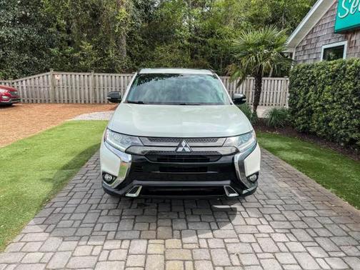 Pearl White 2019 Mitsubishi Outlander SEL