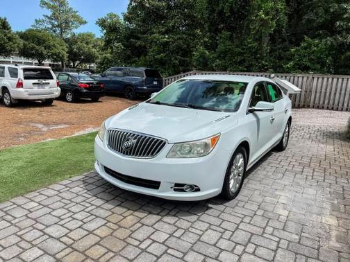 Summit White 2013 Buick LaCrosse Leather