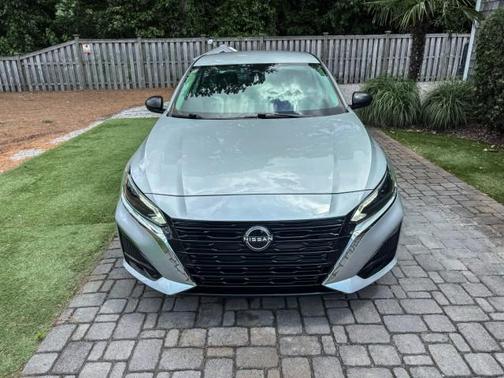 Brilliant Silver Metallic 2024 Nissan Altima 2.5 SV