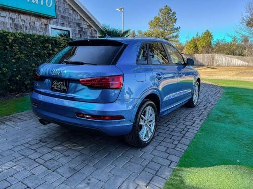 2017 Audi Q3 2.0T Premium