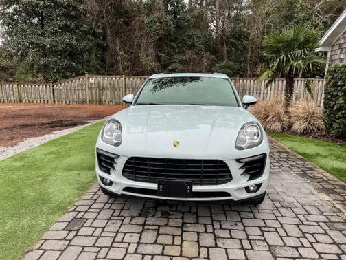 2018 Porsche Macan S