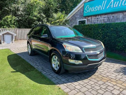 Black Granite Metallic 2012 Chevrolet Traverse LT