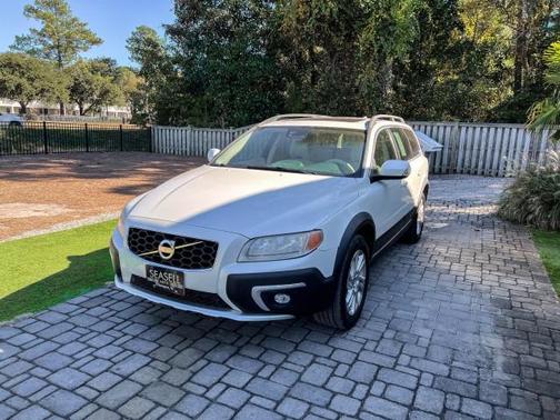 2015 Volvo XC70 T6 Premier Plus