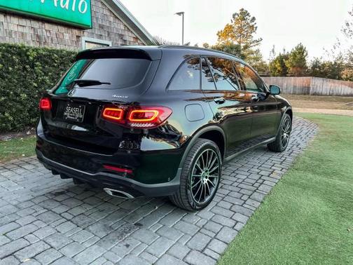 2022 Mercedes-Benz GLC 300 4MATIC