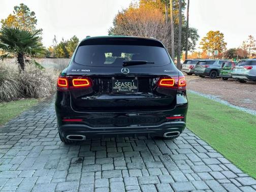 2022 Mercedes-Benz GLC 300 4MATIC