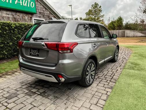 2019 Mitsubishi Outlander SE