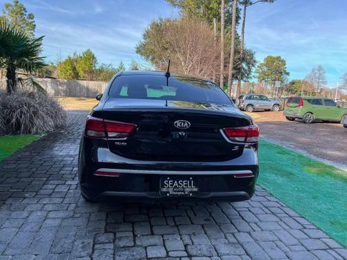 2021 Kia Rio S