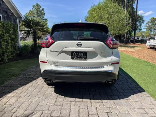 Pearl White 2017 Nissan Murano SL