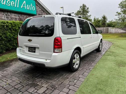 Summit White 2007 Chevrolet Uplander LT