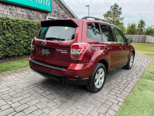 Venetian Red Pearl 2016 Subaru Forester 2.5i Limited