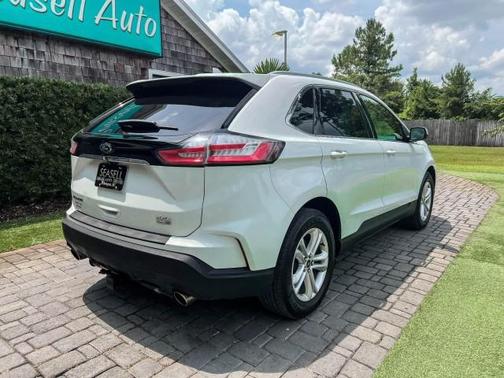 Oxford White 2020 Ford Edge SEL