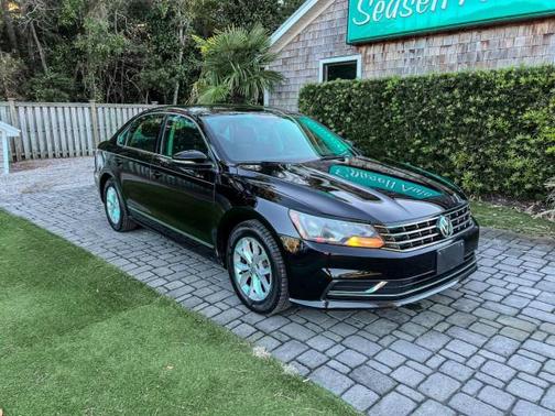 2016 Volkswagen Passat 1.8T S