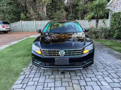 2016 Volkswagen Passat 1.8T S