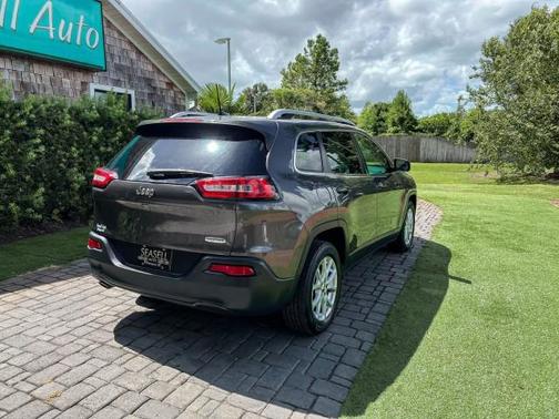 2018 Jeep Cherokee Latitude Plus