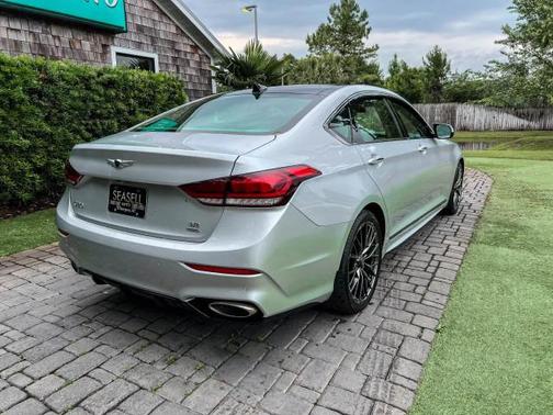 Santiago Silver 2019 Genesis G80 3.8
