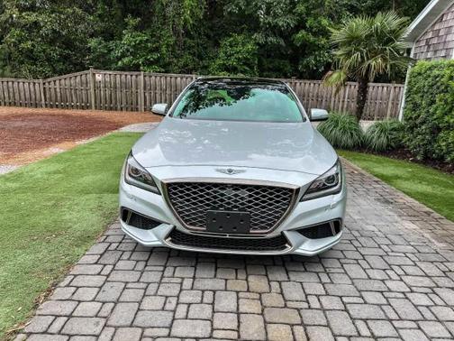 Santiago Silver 2019 Genesis G80 3.8