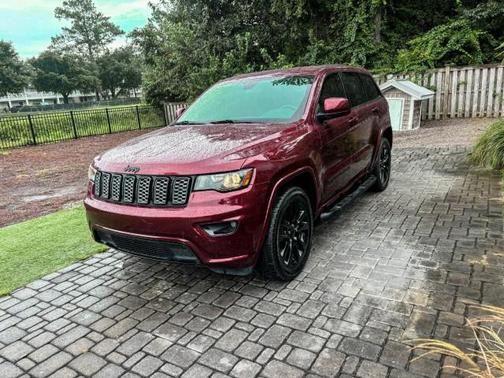 2021 Jeep Grand Cherokee Laredo