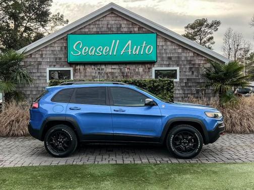 2020 Jeep Cherokee Trailhawk