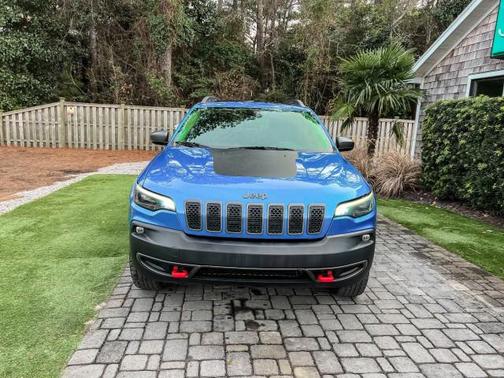 2020 Jeep Cherokee Trailhawk