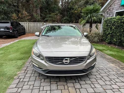 2015 Volvo S60 T5 Premier Plus